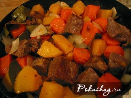 Картофи и месо и как да приготвят вкусни картофи с месо
