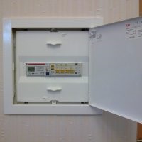 Controler de încărcare solar