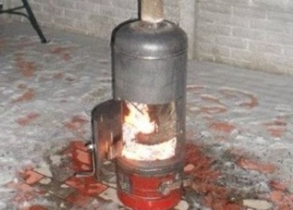 Olajhenger a gázpalackból, videóból és fényképből