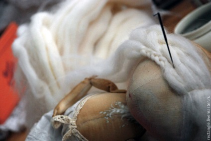A babákkal kapcsolatos hajszálak - kézművesek kézművesek - kézi készítésűek