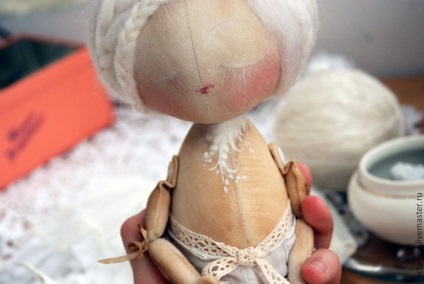 Гайтани, изработени от вълна прическа за кукла - Справедливи Masters - ръчна изработка, ръчно изработени