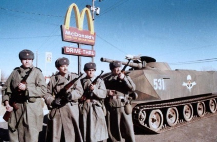 Red pericolul de 5 filme despre capturarea rușilor de către America