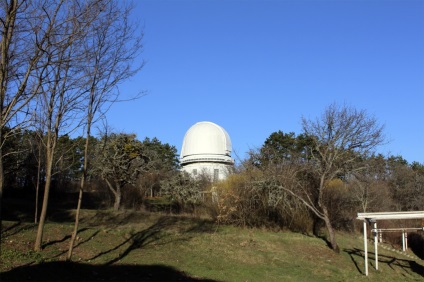 Observatorul astrofizic de la Crimea preda stelele sub lună