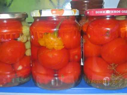 O bucată de vară puternică! Tomate cu struguri, gălbenele, roșii dulci - rețete pentru foarte