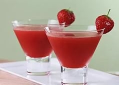 Lichior de căpșuni la domiciliu - rețete pentru alcool la domiciliu