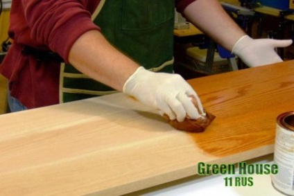 Uleiuri pentru teoria și practica finisării lemnului - casa verde