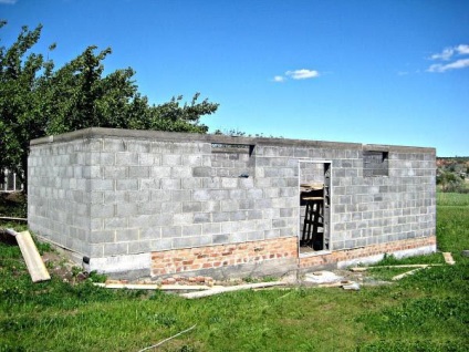 Майсторски клас на зидани стени на сгурия блок