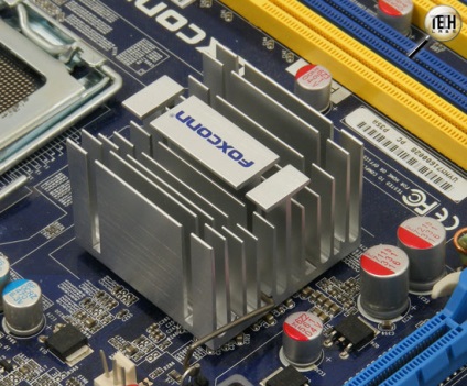 Bord ieftin de tip overclocker foxconn pe chipsetul p35 - plăci de bază