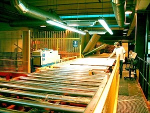 Echipamente pentru producția de placaj și tehnologie de fabricare