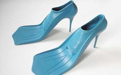 Pantofi pentru înot în mare