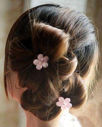 Coafura originală pentru părul lung, două flori - cum să vă faceți propriile mâini