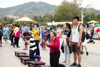 A sziget Hainan buddhizmus középpontjában nanshan - zhanna kurzeneva