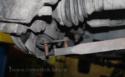Raportați înlocuirea suportului inferior al motorului - reparați - clubul touran
