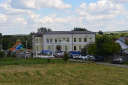 Deschiderea casei rurale Yutanovsky a culturii - departamentul de cultură al administrației Volokon
