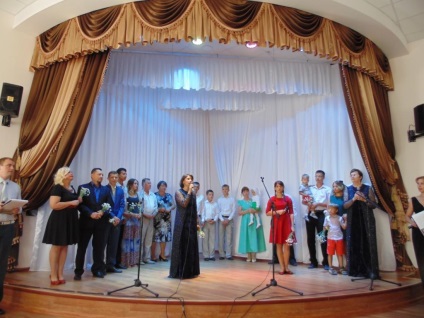 A Yutanovszkij vidéki kultúrház megnyitása a Volokon közigazgatás kulturális tanszéke