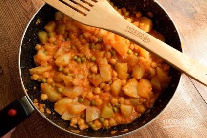 Növényi curry egyszerűen - lépésről lépésre receptet egy fényképen