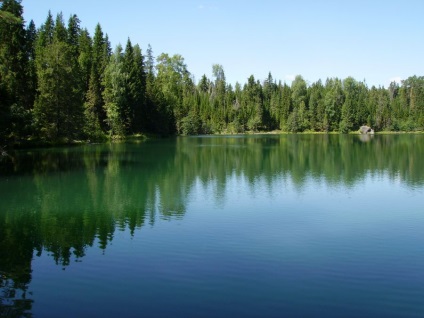 Lacul fără fund (regiunea Sverdlovsk, Rusia) - fotografii de pe planetă pământ