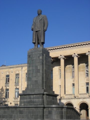 Пам'ятники ну по всьому світу