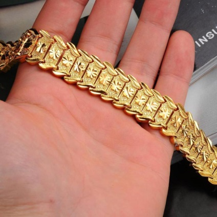 De ce toți oamenii trebuie să poarte bijuterii din aur 6 motive