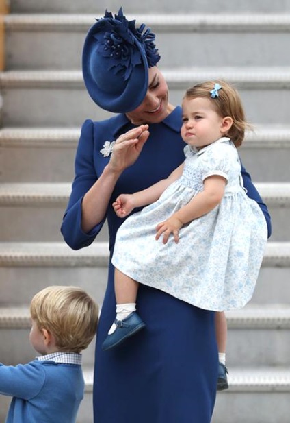 Printesa Charlotte garderoba fiica Kate Middleton - spectacol biz pe