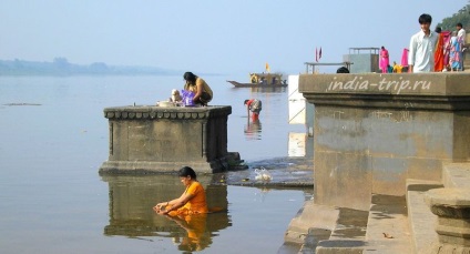 Râul narmada, parikrama în jurul acestuia, maheshvar și omkareshwar