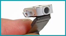 Javítsa vagy cserélje le a fejhallgató csatlakozóját 3, 5 mm-re a laptopban