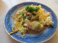 Salată cu clătite de pui și ouă