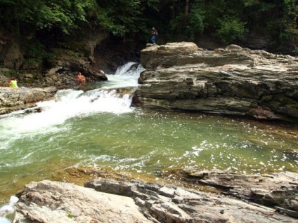 Cascade de argint în Shishori (Sheshory - atracții, locuri de vizitat, locuri interesante)