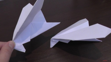 Metodele de fabricare a avioanelor de hârtie în tehnica origami sunt disponibile tuturor celor care doresc