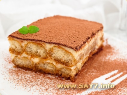 Tiramisu, mint a savoyardi helyettesítése tiramisával, címkéket sajt, mascarpone