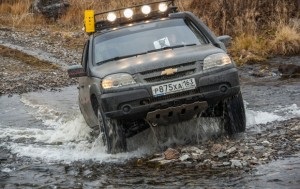 Reglarea Chevrolet Nivel pentru off-road cu fotografie și video