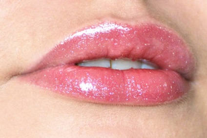 Ultra-spumant lipgloss tuburi suculentă ultra Lancome lipgloss strălucitor în umbră 19 comentarii lychee