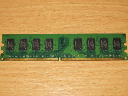 2Gb ddr2 kingston kvr800d2n6 sau o revizuire mică a unui alt modul de memorie