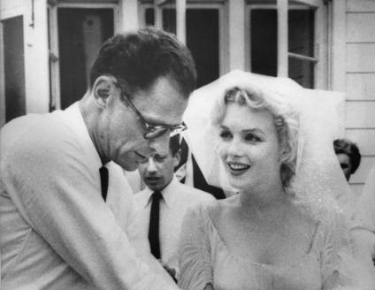 38 Fotografii de căsătorie marilyn monroe furtunoasă