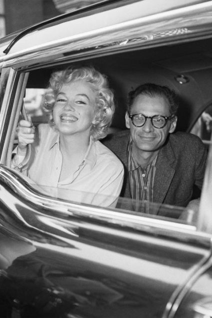 38 Fotografii de căsătorie marilyn monroe furtunoasă