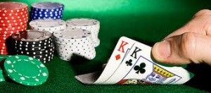 7 Tehnici care vă vor ajuta să câștigați turnee de poker cu limită redusă