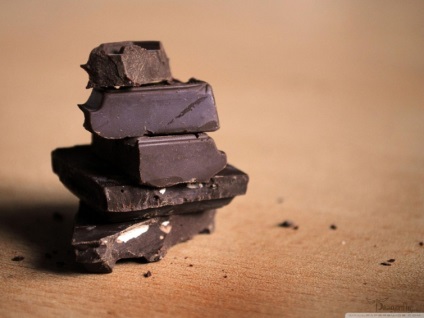 8 motive bune pentru a vă convinge să începeți să mâncați ciocolată