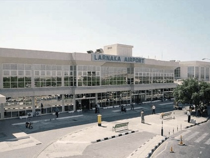Larnaca Airport Ciprus, hogyan juthatok információhoz a turisták számára