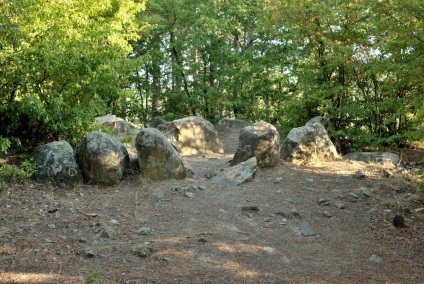 Alushta cromlech (ősi szentély)