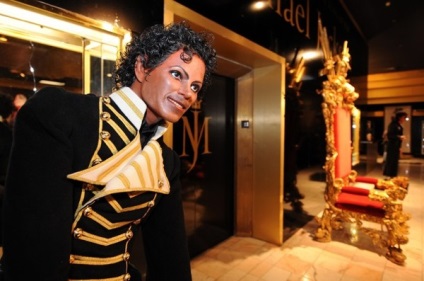 Licitație de bunuri personale ale lui Michael Jackson (revista online etoday)