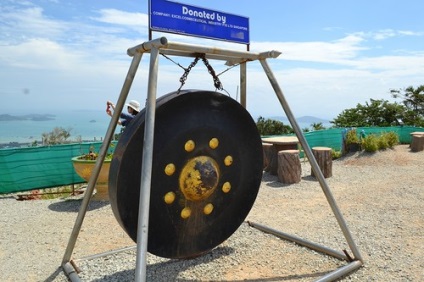 Mare buddha în Phuket, un blog despre Thailanda