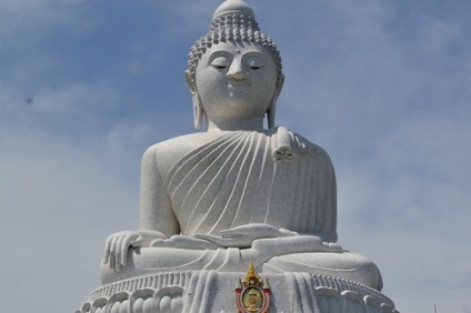 Mare buddha în Phuket, un blog despre Thailanda
