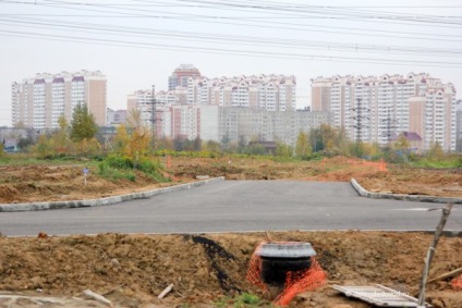 Examinare foto de ansamblu a construcției de pasaj