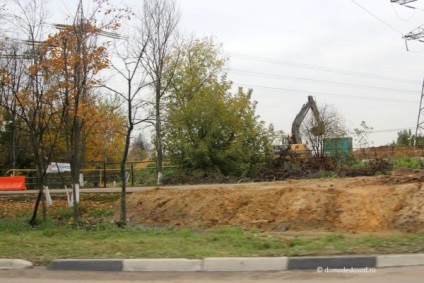 Examinare foto de ansamblu a construcției de pasaj