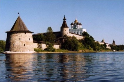 Cele zece cele mai vechi orașe din Rusia sunt ceea ce este această bogăție