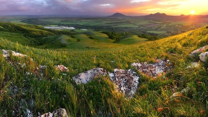 Excursie la inelul montan