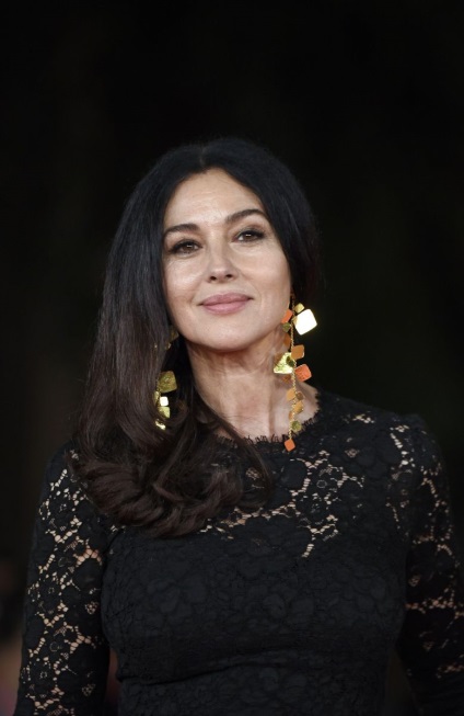 A Monica Bellucci szépségének fejlődése a csillag születésnapi lányának változása (fotó)