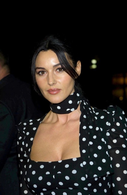 A Monica Bellucci szépségének fejlődése a csillag születésnapi lányának változása (fotó)