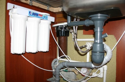 Filtru pentru un tub de apă pentru curățare tare și moale pe o conductă de apă în apartament, filtrare