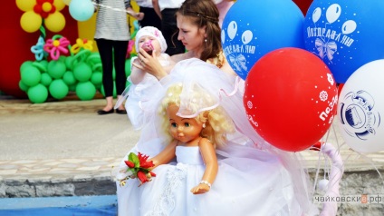 Raportul fotografic al festivalului-parada de scaune cu rotile 